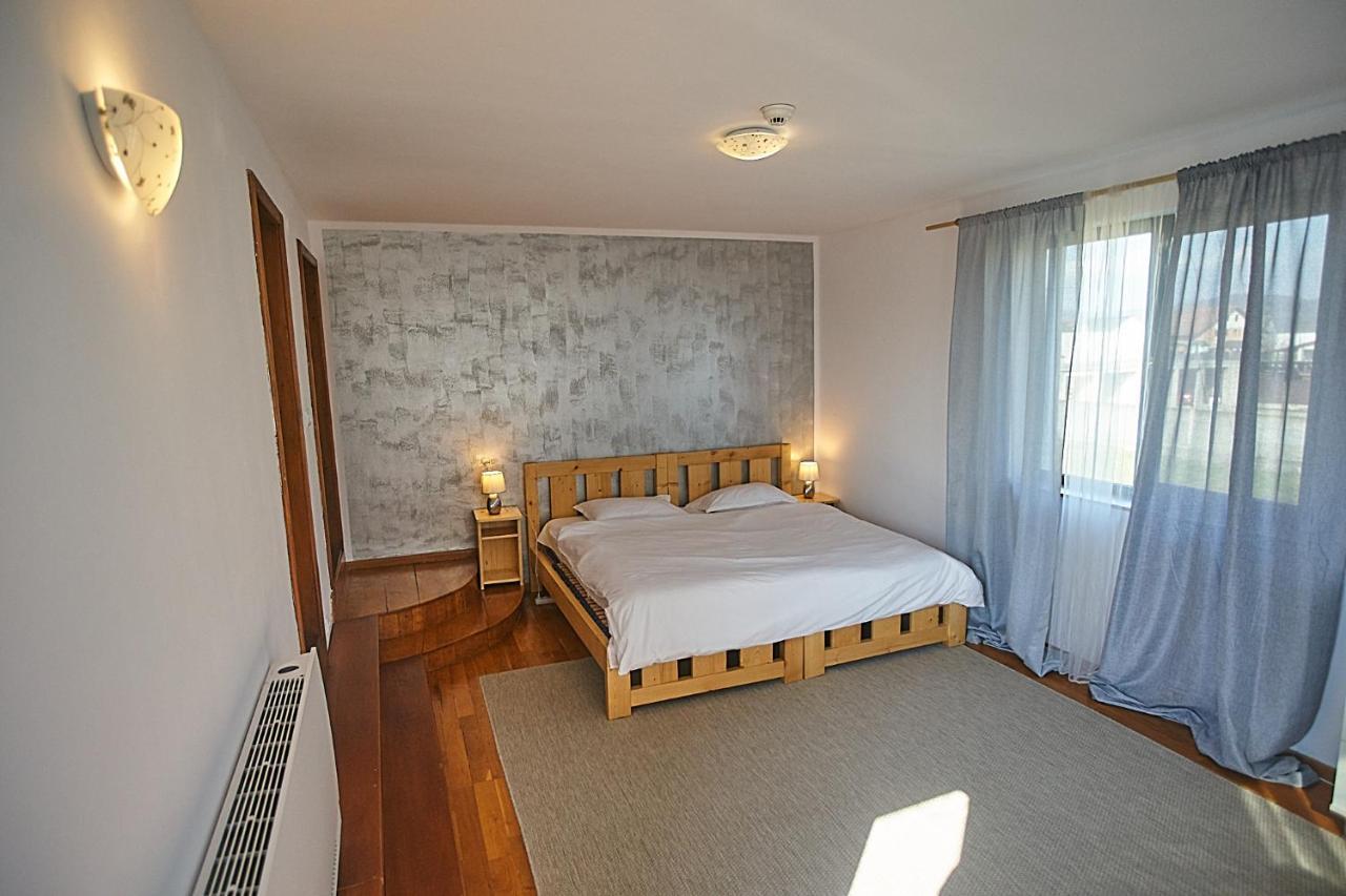 Hotel Insula Christiana Cristian  Zewnętrze zdjęcie