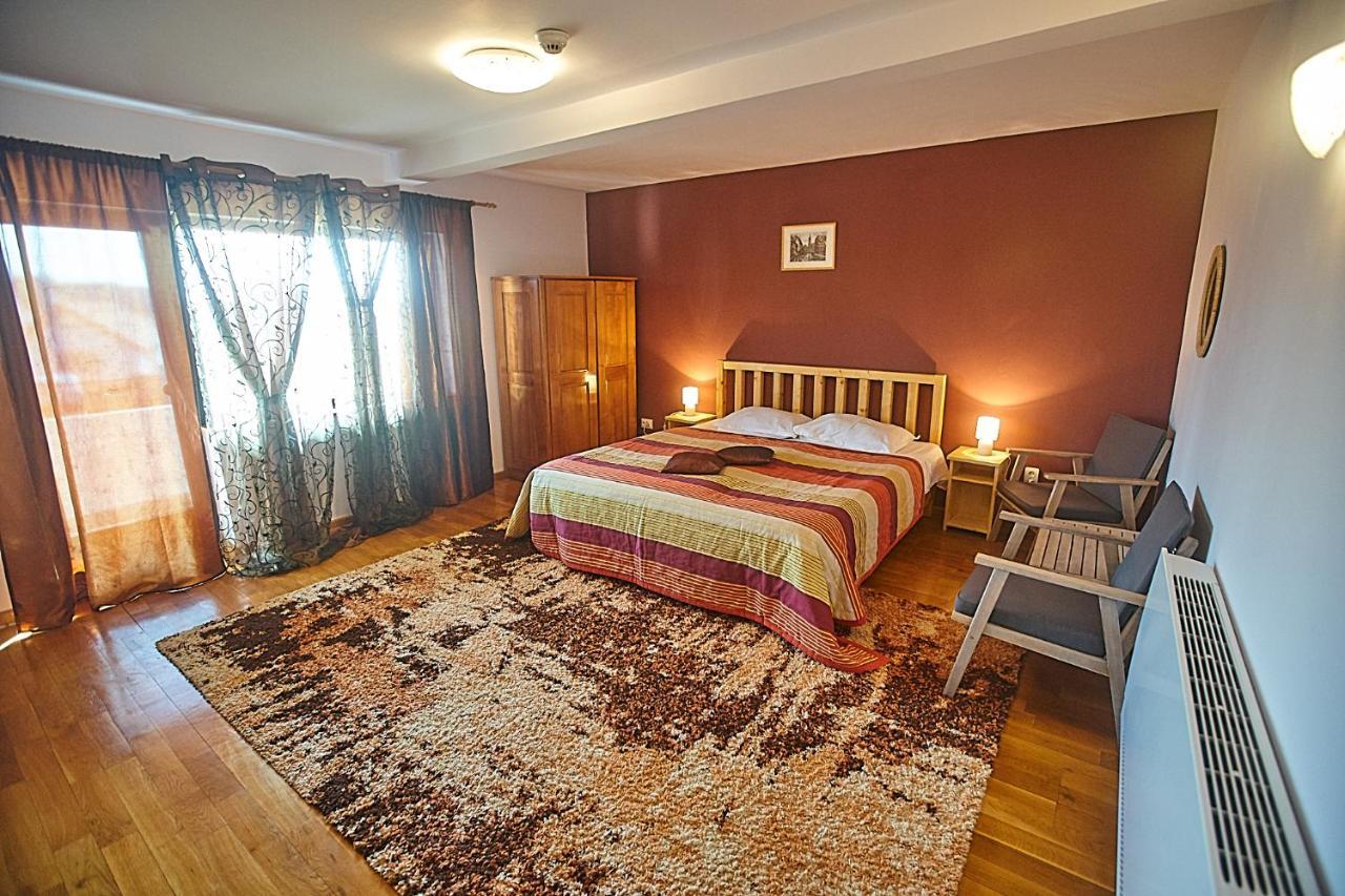 Hotel Insula Christiana Cristian  Zewnętrze zdjęcie